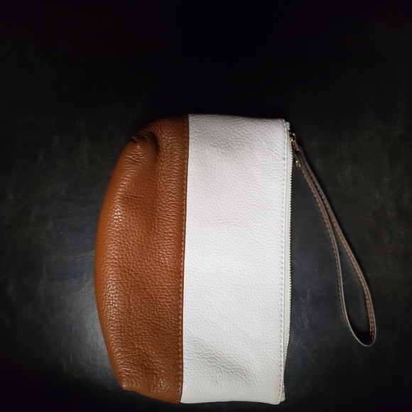 Michael Kors brown and white wristlet - Picture 3 of 8